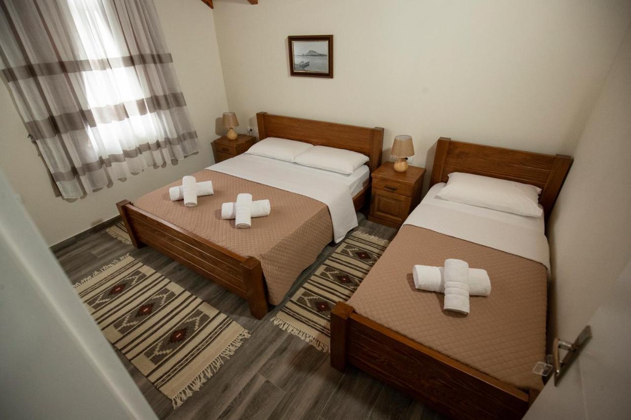 Xhuli Guesthouse Shkodër Extérieur photo