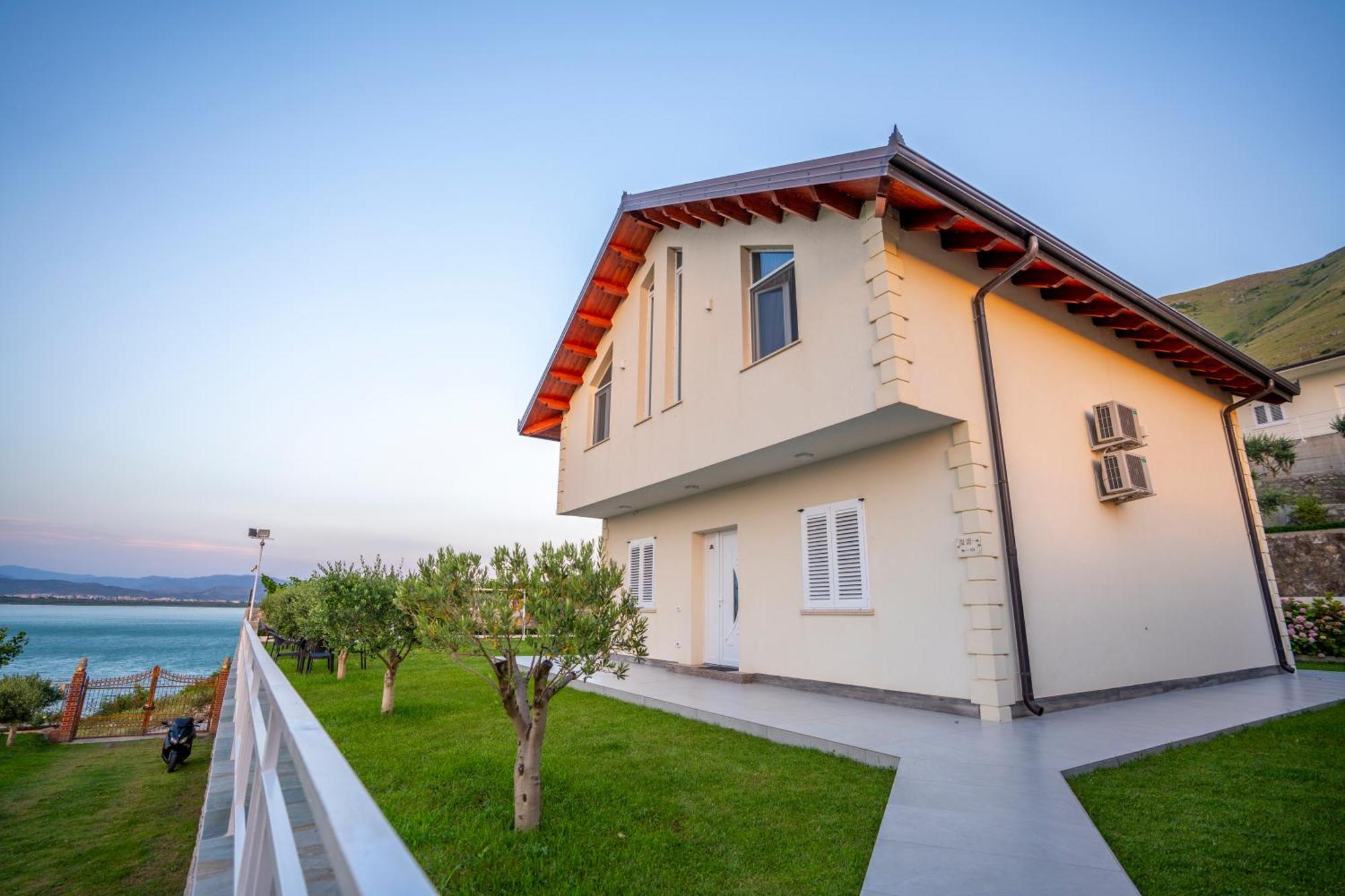 Xhuli Guesthouse Shkodër Extérieur photo