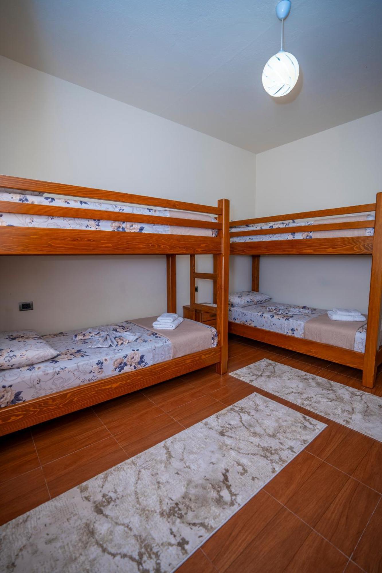 Xhuli Guesthouse Shkodër Extérieur photo