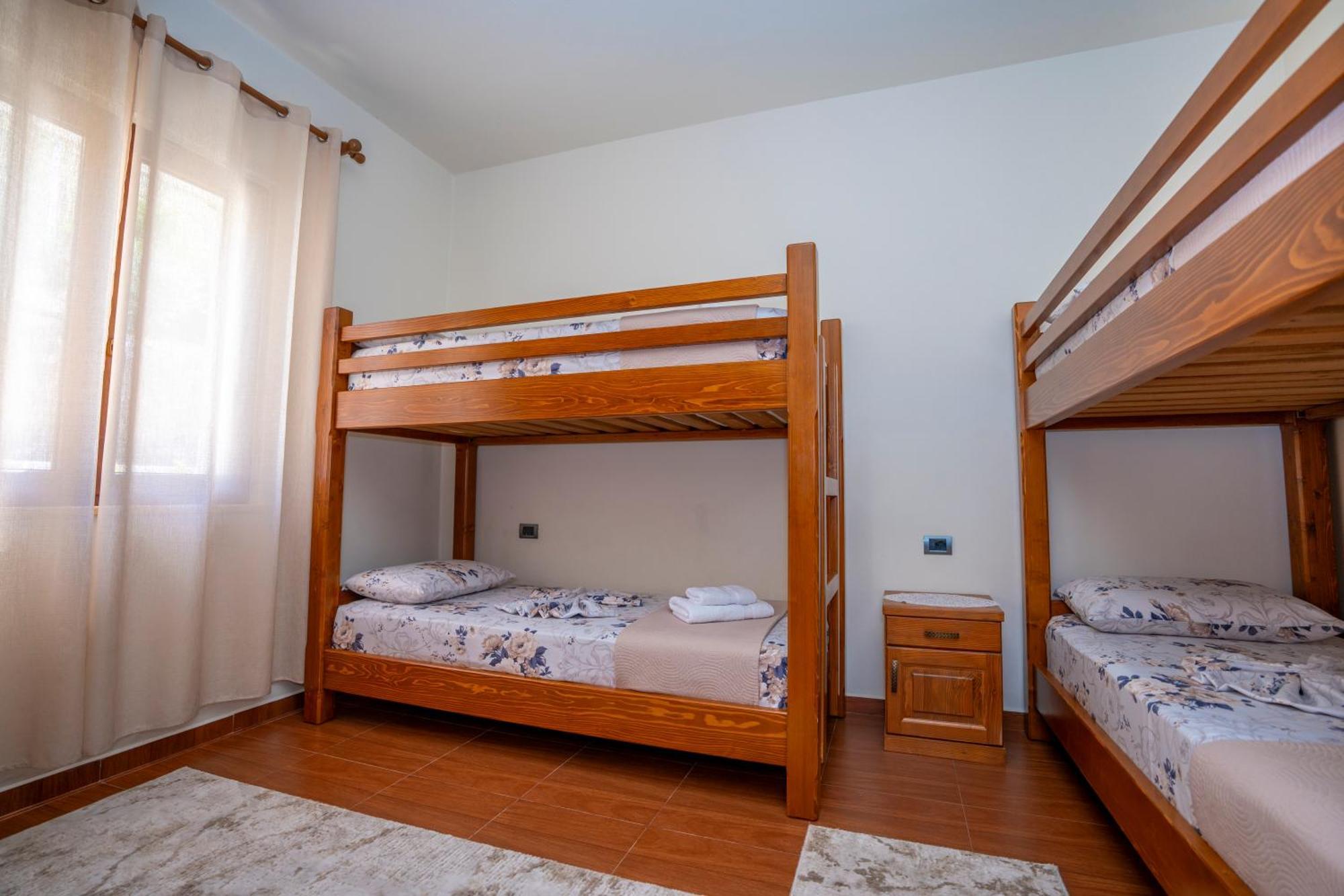 Xhuli Guesthouse Shkodër Extérieur photo
